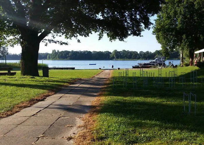 Am Dorfanger 3* Hohennauen